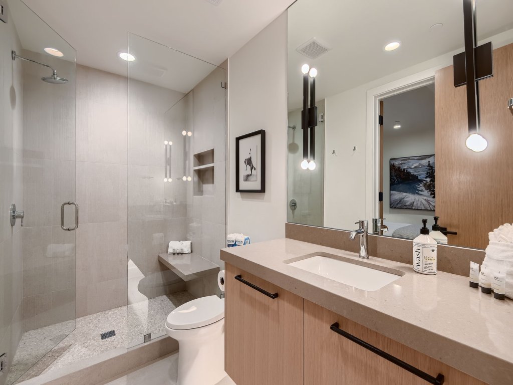 Spacious Mountain Oasis 1060 with Hot Tub and Outdoor Lounge Vacation Rental in Park City - RedAwning