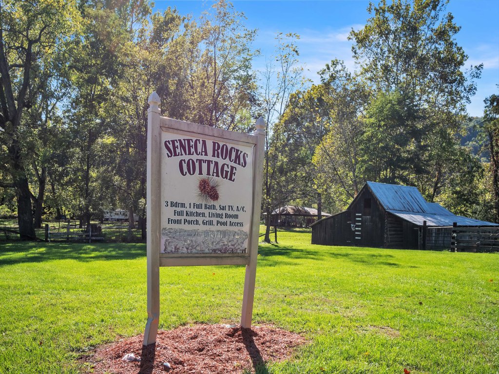 Panoramic Paradise - Best View of Seneca Rocks Vacation Rental in West Virginia - RedAwning