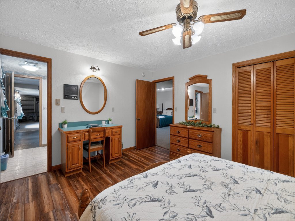 Bear Paw Lodge - 12 mins to Seneca Rocks Vacation Rental in West Virginia - RedAwning