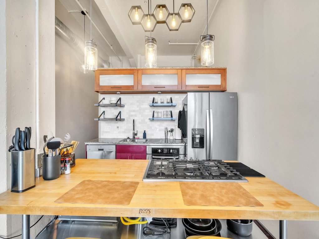 Modern Condo with Mountain Views, Walk to Downtown Vacation Rental in Salt Lake City - RedAwning