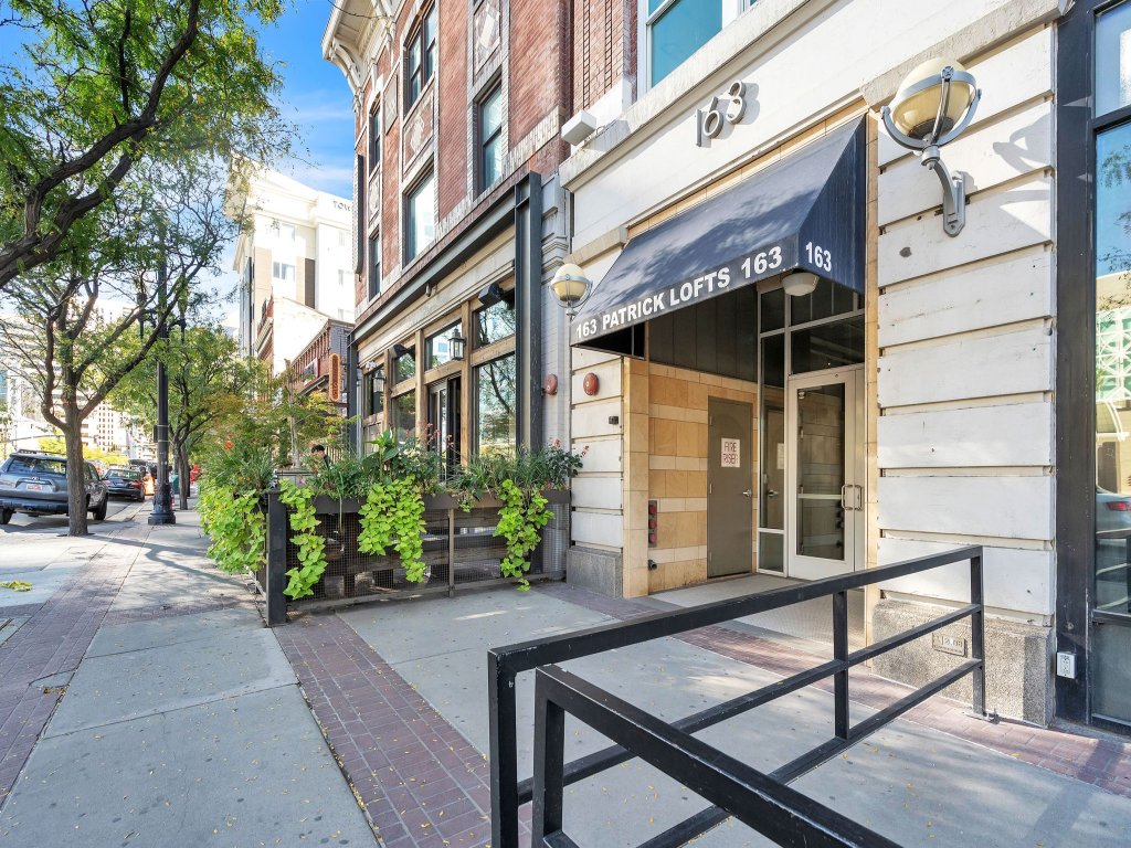 Modern Condo with Mountain Views, Walk to Downtown Vacation Rental in Salt Lake City - RedAwning