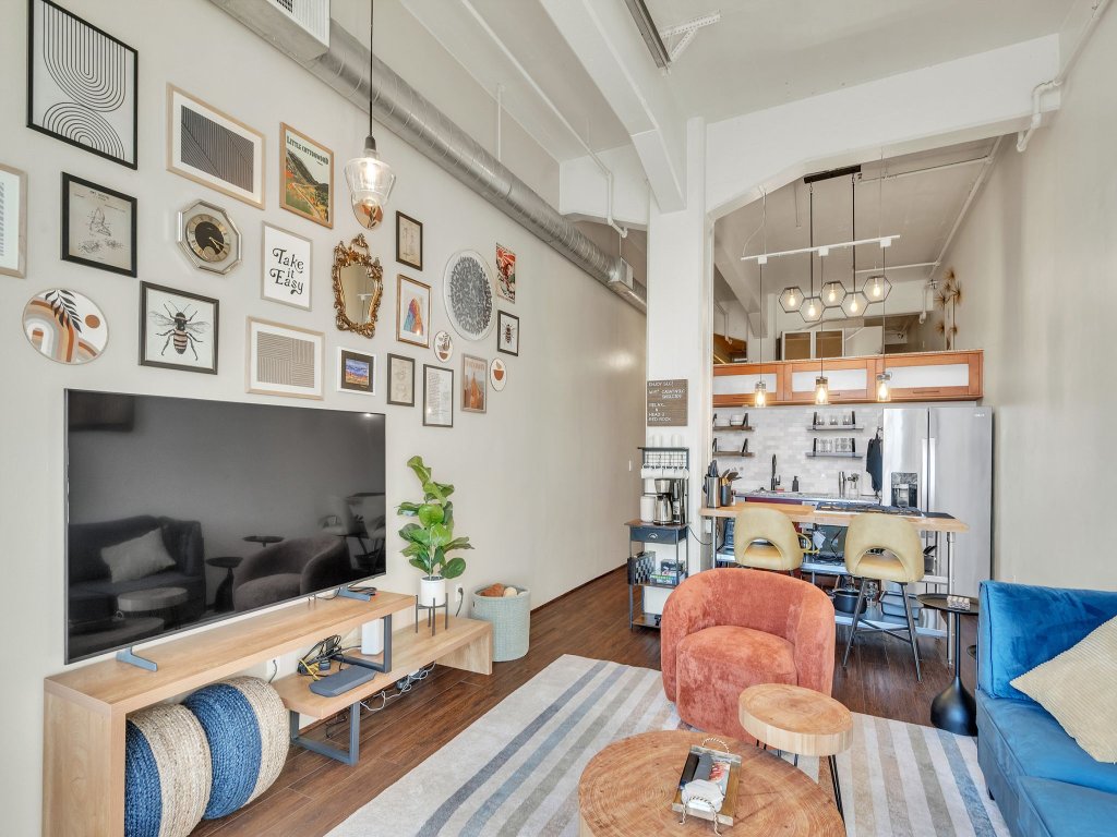 Modern Condo with Mountain Views, Walk to Downtown Vacation Rental in Salt Lake City - RedAwning
