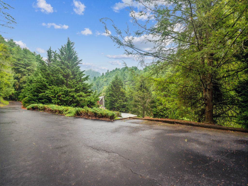 Whispering Pines - Spectacular Views & Hot Tub Vacation Rental in Burnsville - RedAwning