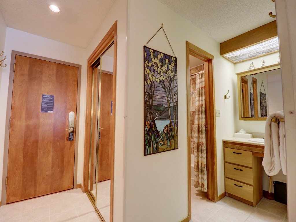 VS741 Village Square Vacation Rental in Copper Mountain - RedAwning