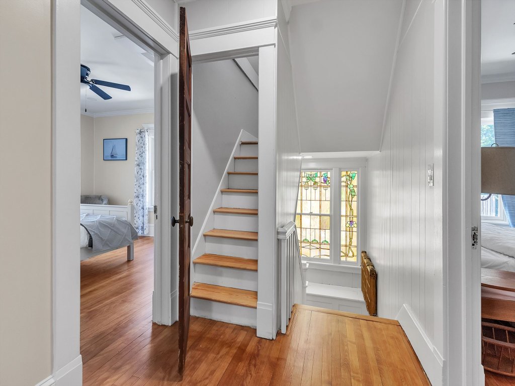 Cozy Trotter Vacation Rental in New York - RedAwning
