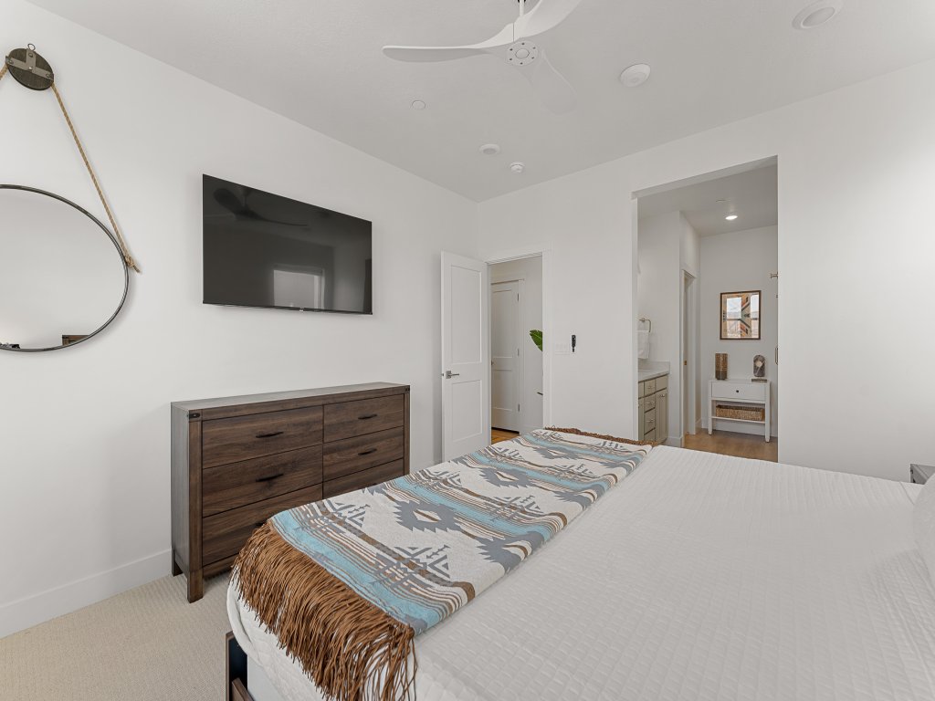 Sunshine Daydream #305 Vacation Rental in St. George - RedAwning
