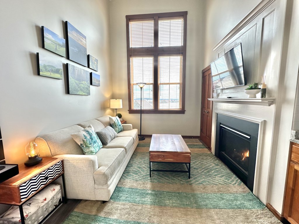 Allegheny Springs 420B - Brigham 3-Bed Condo Vacation Rental in Snowshoe - RedAwning