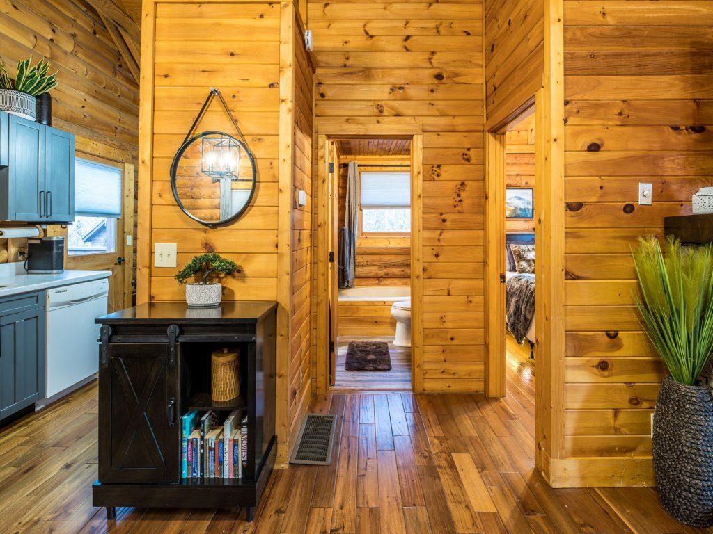 ER53 - Beary Special Vacation Rental in Pigeon Forge - RedAwning