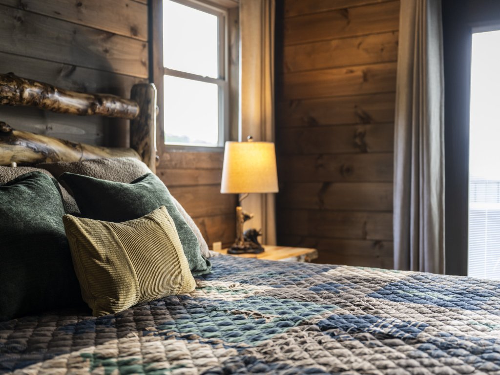 Endless Blue Skies Vacation Rental in Sevierville - RedAwning