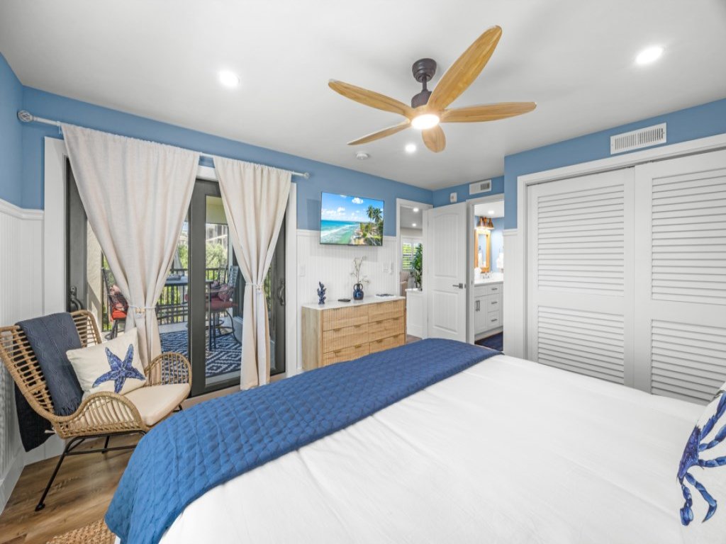 Tarpon Beach 303 Vacation Rental in Sanibel - RedAwning