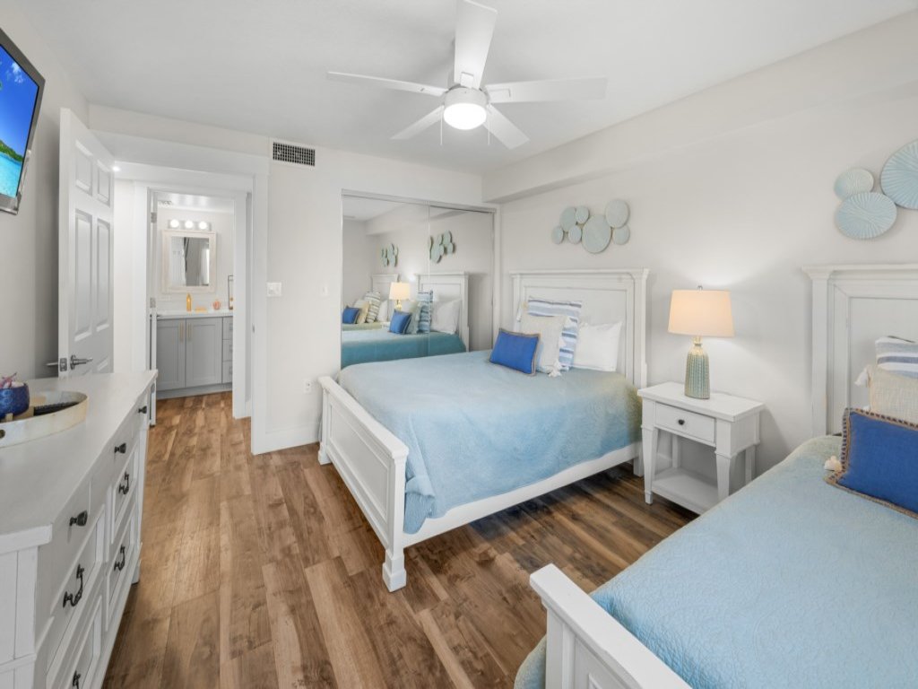 Pelicans Roost 302 Vacation Rental in Sanibel - RedAwning