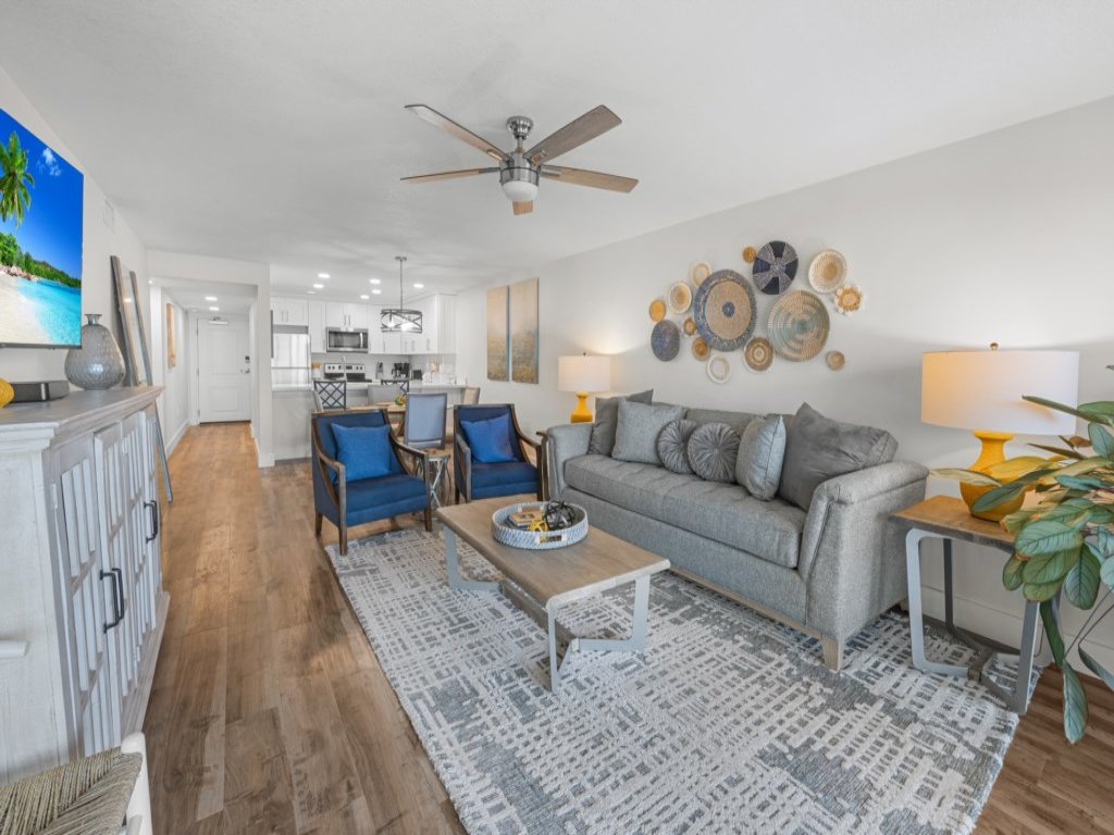 Pelicans Roost 302 Vacation Rental in Sanibel - RedAwning