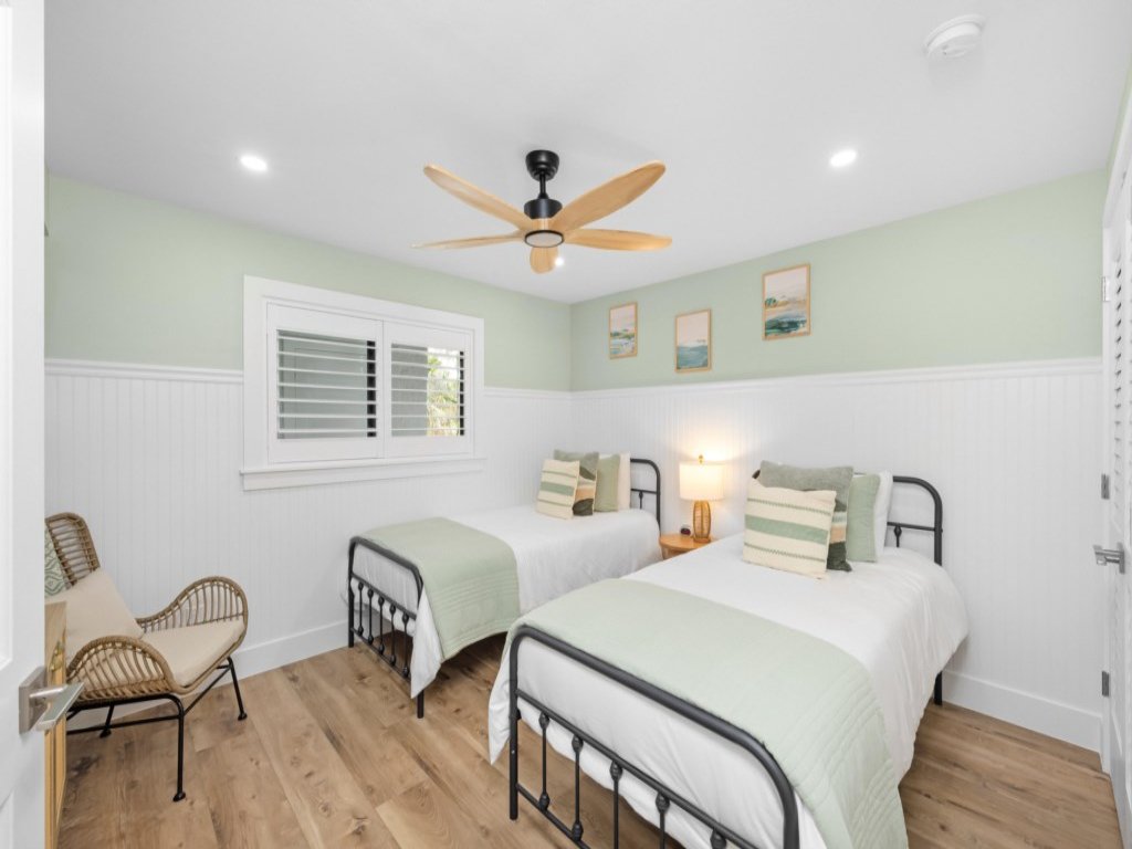 Tarpon Beach 302 Vacation Rental in Sanibel - RedAwning