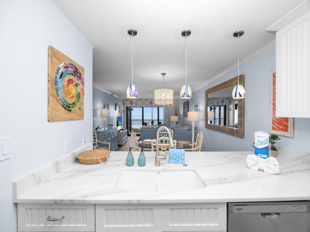 Pelicans Roost 306 Vacation Rental in Sanibel - RedAwning