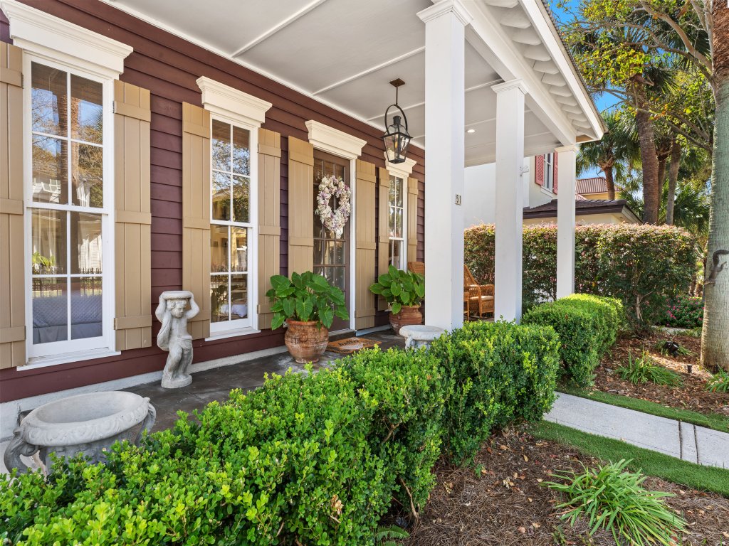 Sea La Vie Vacation Rental in Miramar Beach - RedAwning
