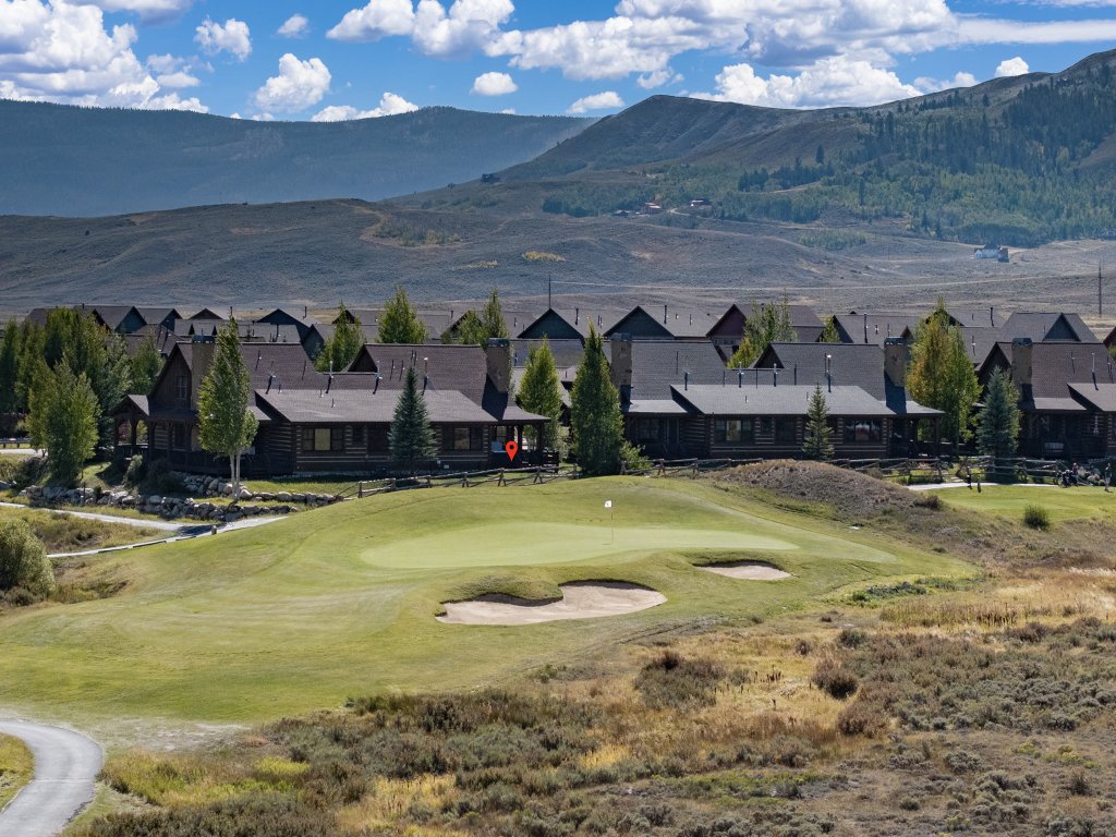 19th Hole Vacation Rental in Granby - RedAwning