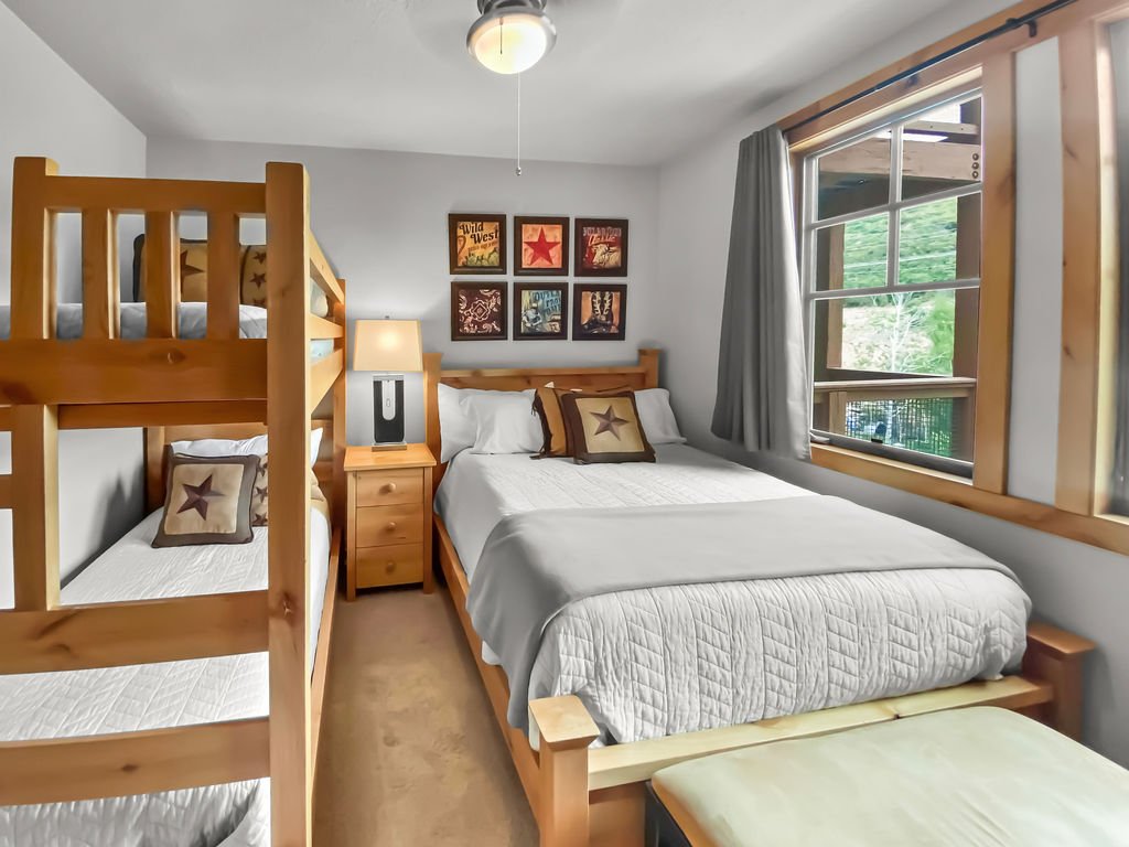 Cozy Old Town Escape with Hot Tub and Mountain Views 201B Vacation Rental in Park City - RedAwning