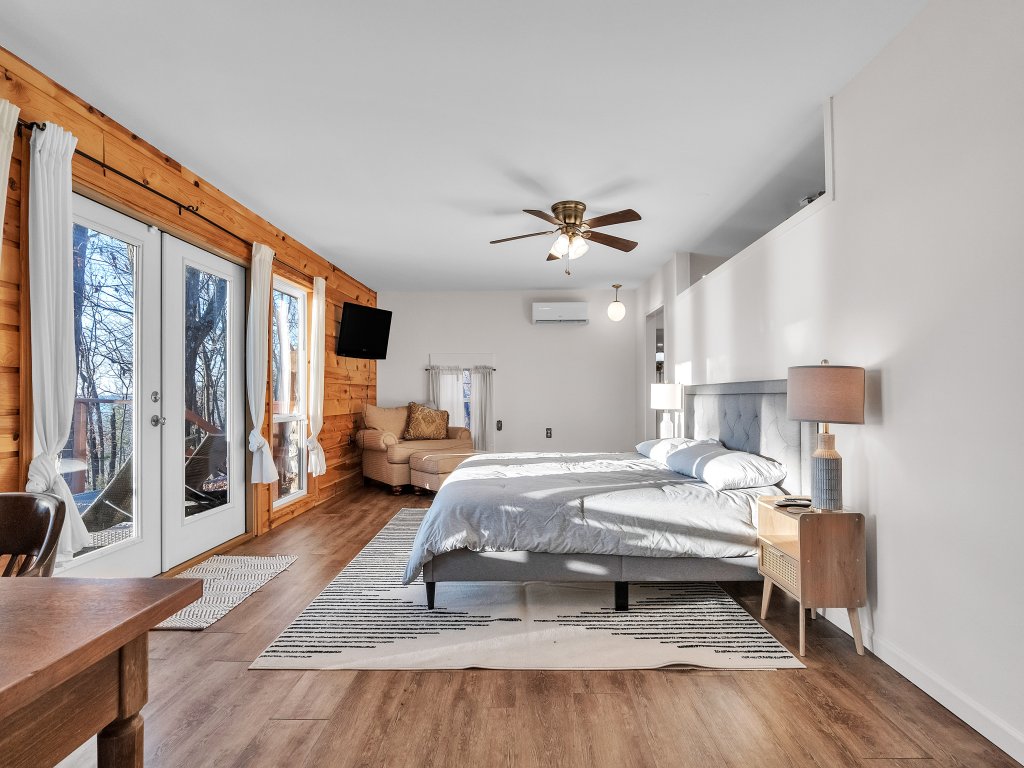 Lakefront Escape on Lake Hudson, Pet Friendly! Vacation Rental in Oklahoma - RedAwning