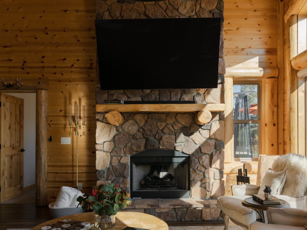 59 - Eagles Peak Lodge Vacation Rental in Big Bear Lake - RedAwning