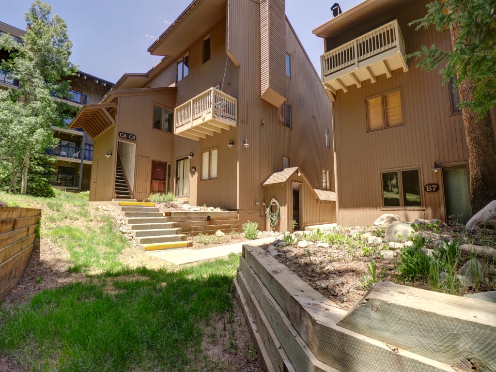 Ten Mile Haus A-6 2Br 2Ba Vacation Rental in Copper Mountain - RedAwning