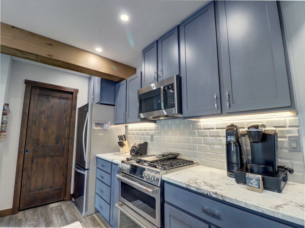 AN303 Anaconda Vacation Rental in Copper Mountain - RedAwning