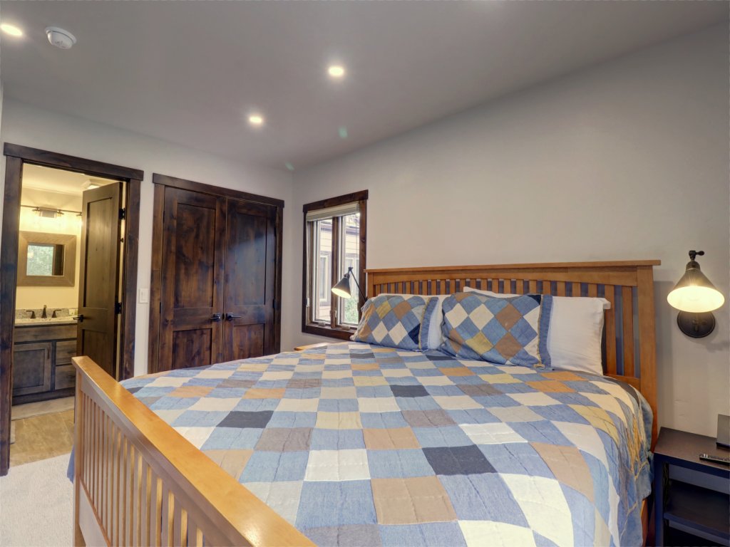 AN303 Anaconda Vacation Rental in Copper Mountain - RedAwning