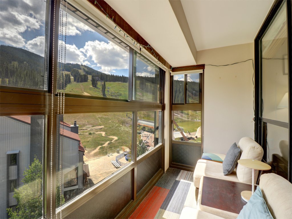 MP615S and MP617H Mountain Plaza 1BR 2BA Hot Tub Vacation Rental in Copper Mountain - RedAwning