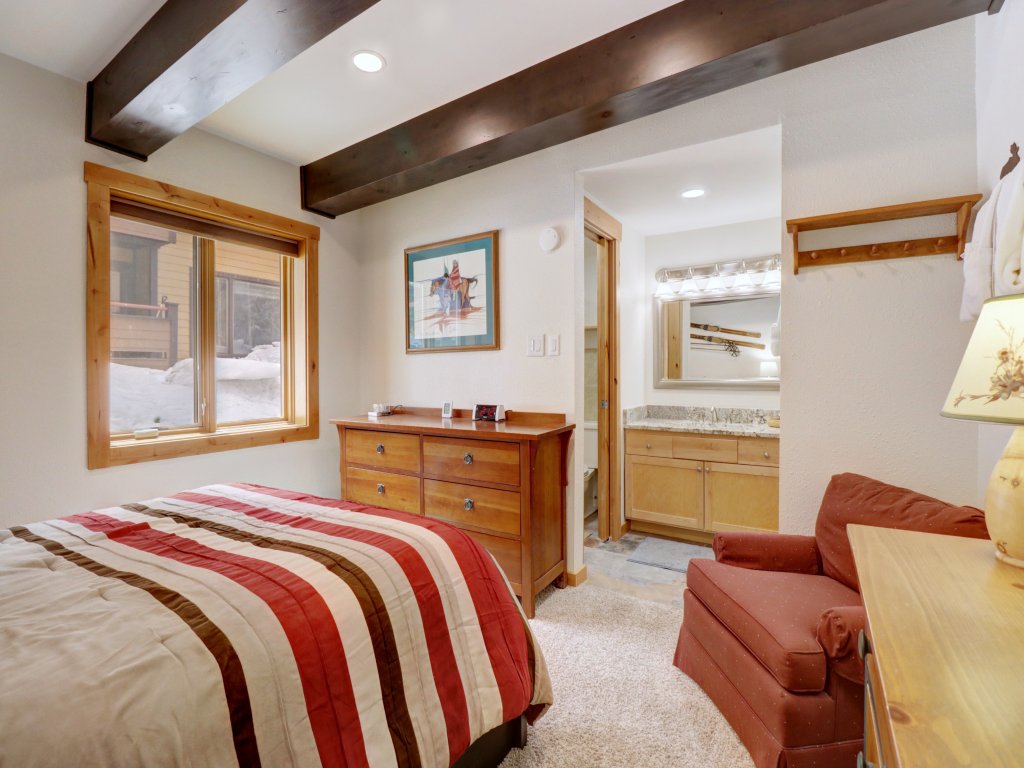 PG G-6 Peregrine 2Br 2Ba Vacation Rental in Copper Mountain - RedAwning
