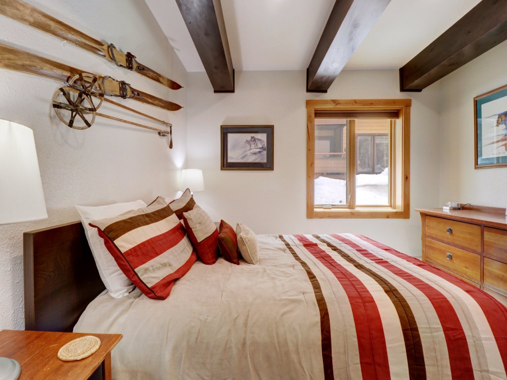 PG G-6 Peregrine 2Br 2Ba Vacation Rental in Copper Mountain - RedAwning