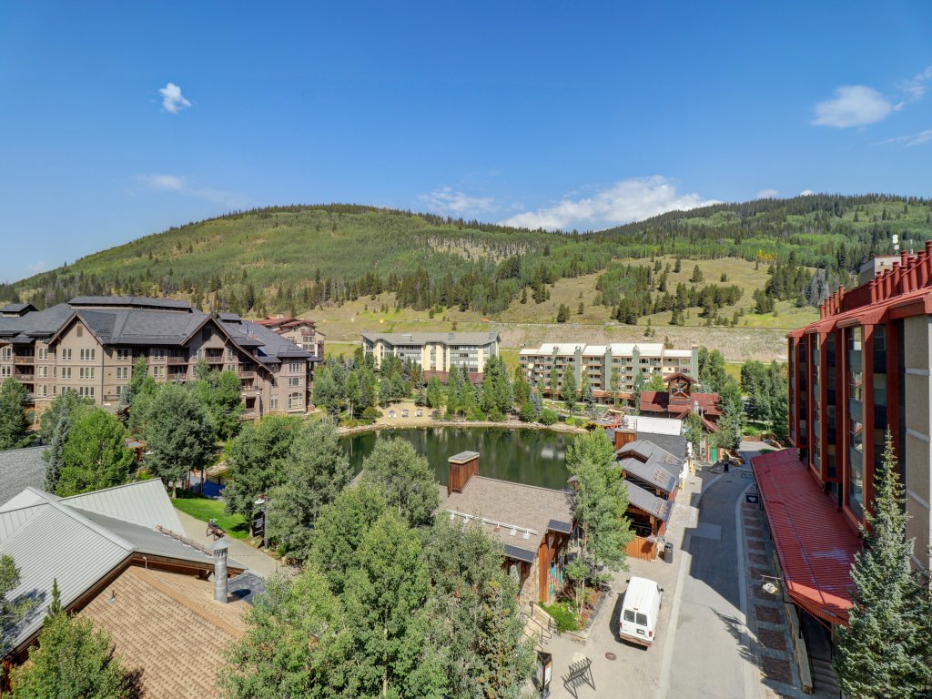 MP504/MP506H Mountain Plaza 2BR 3BA Vacation Rental in Copper Mountain - RedAwning