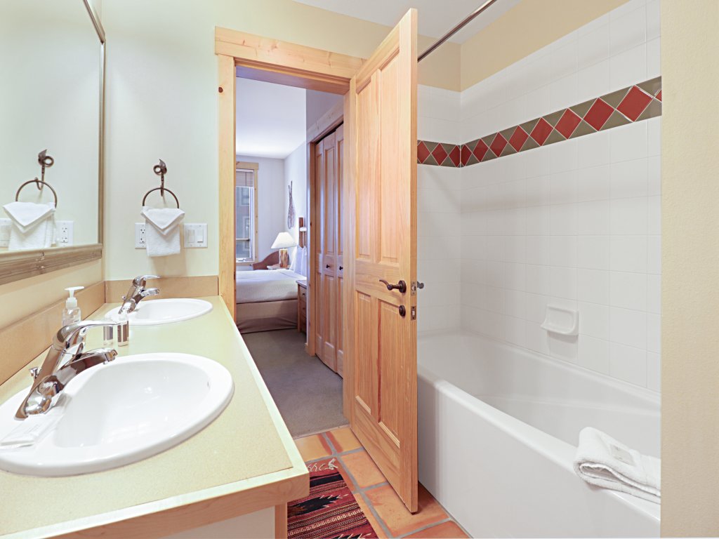 TX314 Taylors Crossing Vacation Rental in Copper Mountain - RedAwning