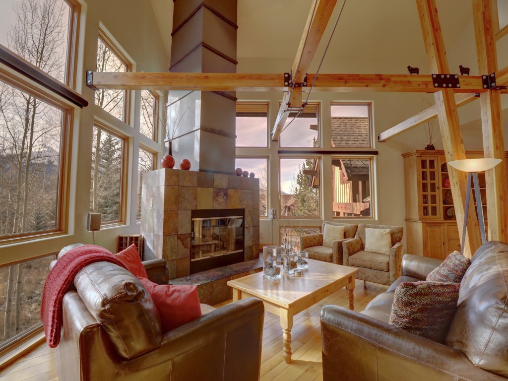 11 Stormwatch Circle 4Br 3.5Ba Vacation Rental in Silverthorne - RedAwning