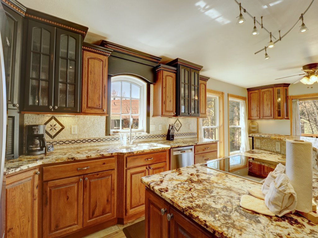 334 Willow Lake Ct. 4Br w/loft 3Ba Vacation Rental in Silverthorne - RedAwning