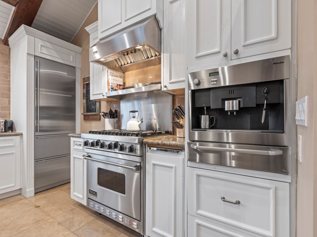 Woodside Gem 521 Where Ski Trips Become Traditions Vacation Rental in Park City - RedAwning