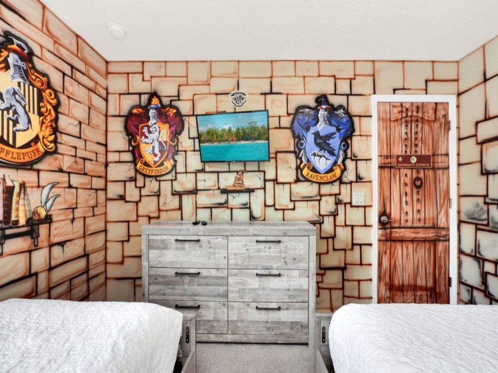 Luxury 7 Bed Villa with Pool/Spa  Vacation Rental in Kissimmee - RedAwning