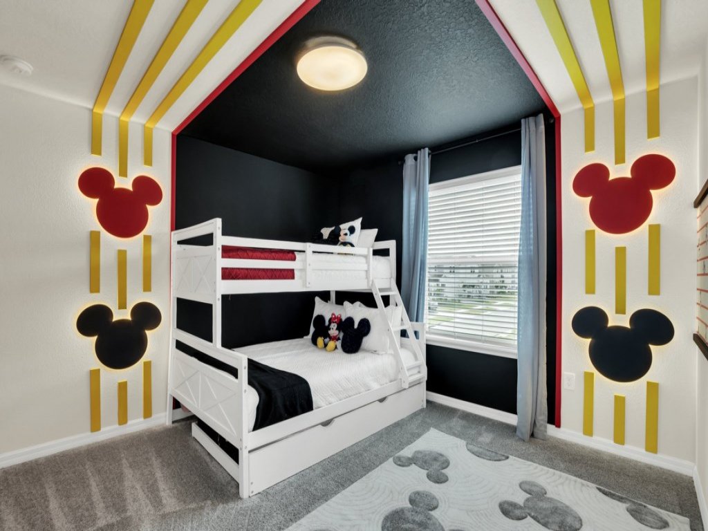 Mickey's Stunning Luxury Island Home -Cinema Room Vacation Rental in Davenport - RedAwning