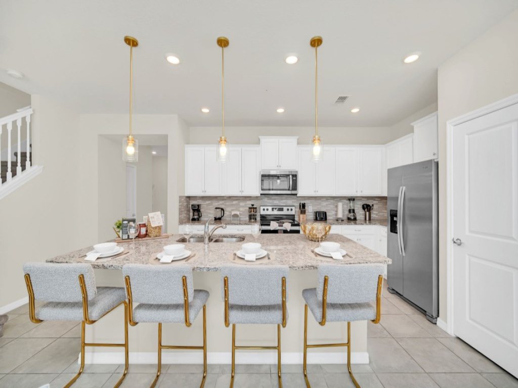 Windsor Island Gated Resort With Private Pool Vacation Rental in Davenport - RedAwning