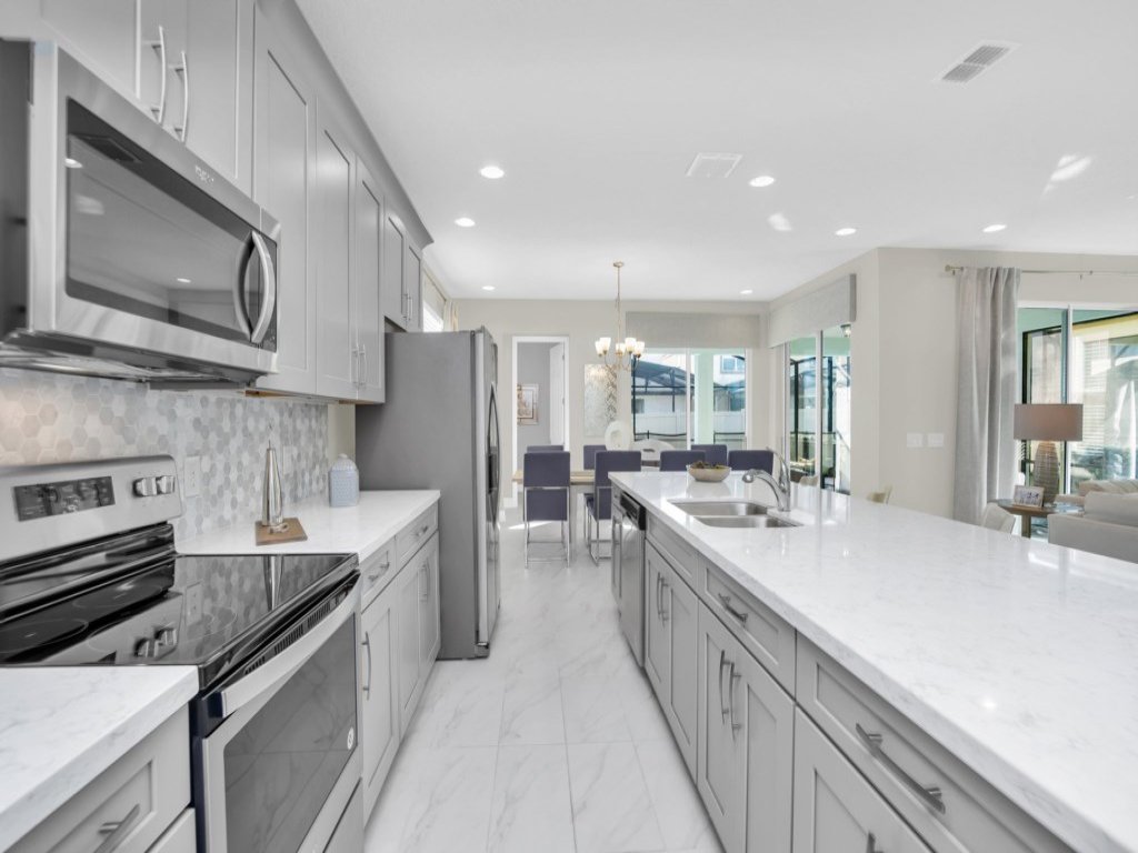 Florida Garden Luxury Home With Private Pool & Spa Vacation Rental in Kissimmee - RedAwning