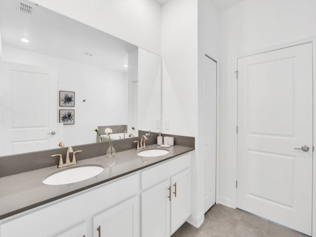 Brand New House Private Lake View 3009 Protagonist Vacation Rental in Kissimmee - RedAwning