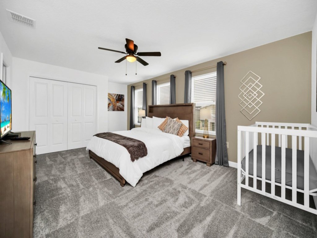 Magnificent Star Wars & Designed Rooms Pool & Spa! Vacation Rental in Davenport - RedAwning