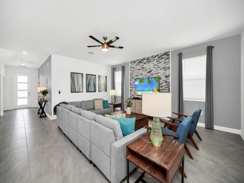Magnificent Star Wars & Designed Rooms Pool & Spa! Vacation Rental in Davenport - RedAwning