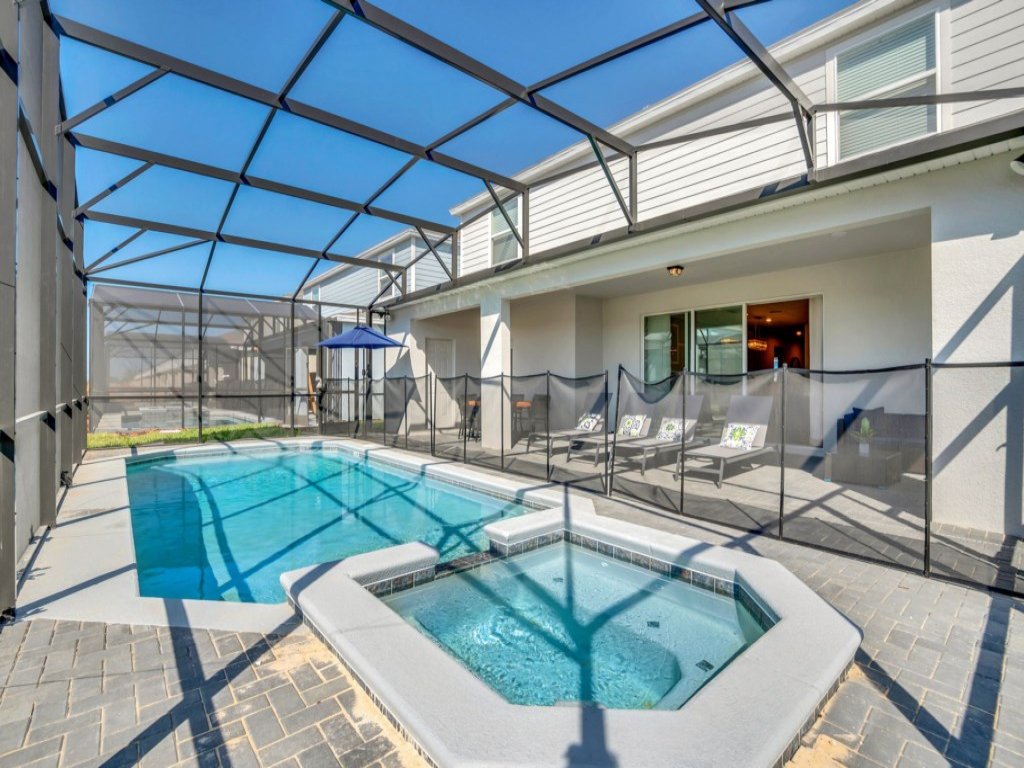You Matter Enchanted Villa  4265 Vacation Rental in Davenport - RedAwning