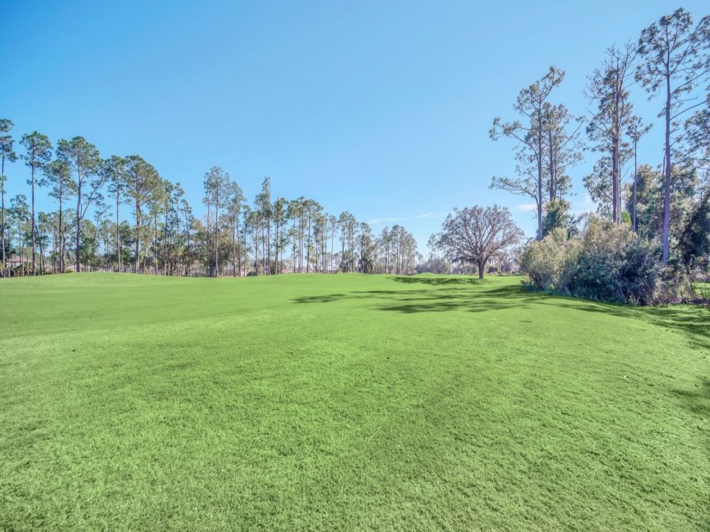 Spacious 7-bedroom villa with stunning golf course Vacation Rental in Davenport - RedAwning