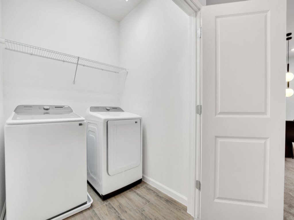 Dynamic 15 Bed With Character Bedrooms Pool, Spa! Vacation Rental in Kissimmee - RedAwning