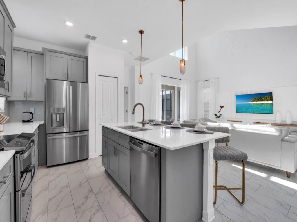 2669Pet Vacation Rental in Kissimmee - RedAwning