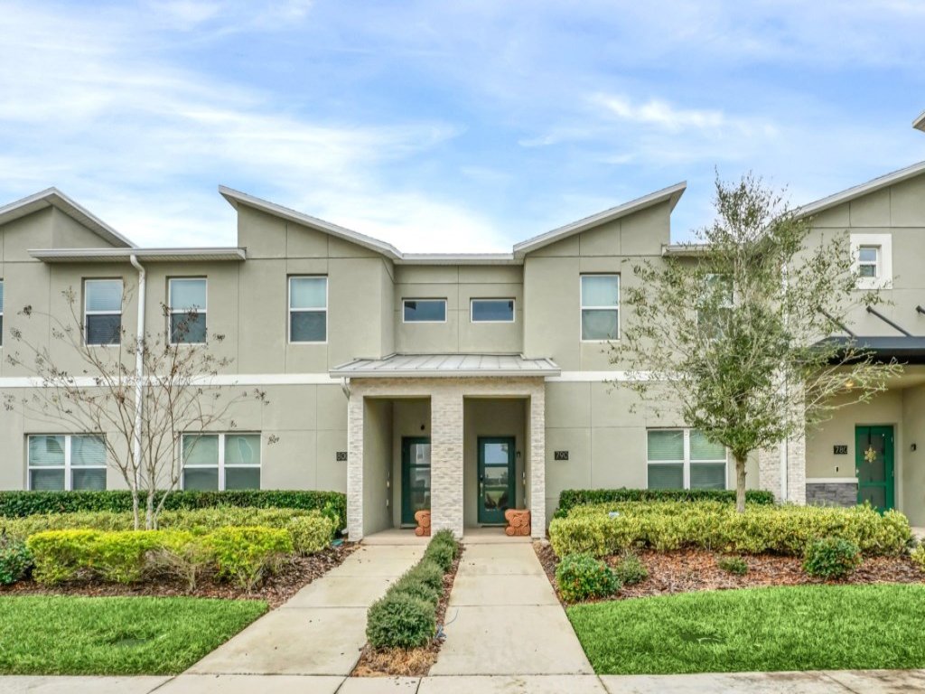 Champions Gate Resort Town Home With Pool Vacation Rental in Davenport - RedAwning