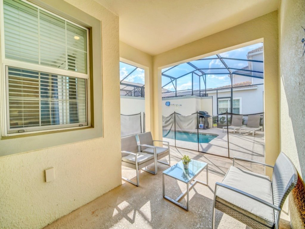 New Storey Lake 4 Bedroom Townhome With Pool Vacation Rental in Kissimmee - RedAwning