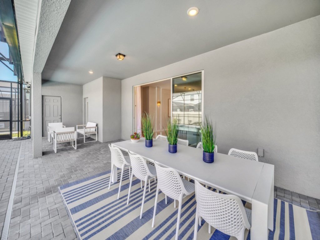 Luxury Home With Arcade, Movie Room, Private Pool Vacation Rental in Davenport - RedAwning