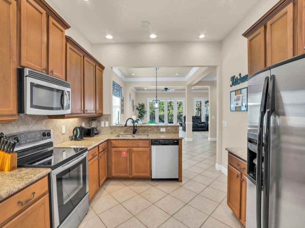 Amazing Reunion Resort 1421Fair Vacation Rental in Kissimmee - RedAwning