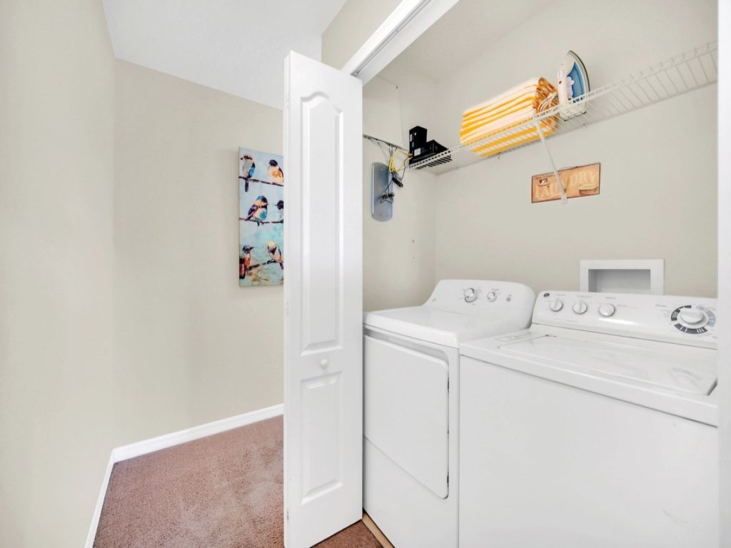 Paradise Palms Gated Resort Town-home With Pool! Vacation Rental in Kissimmee - RedAwning